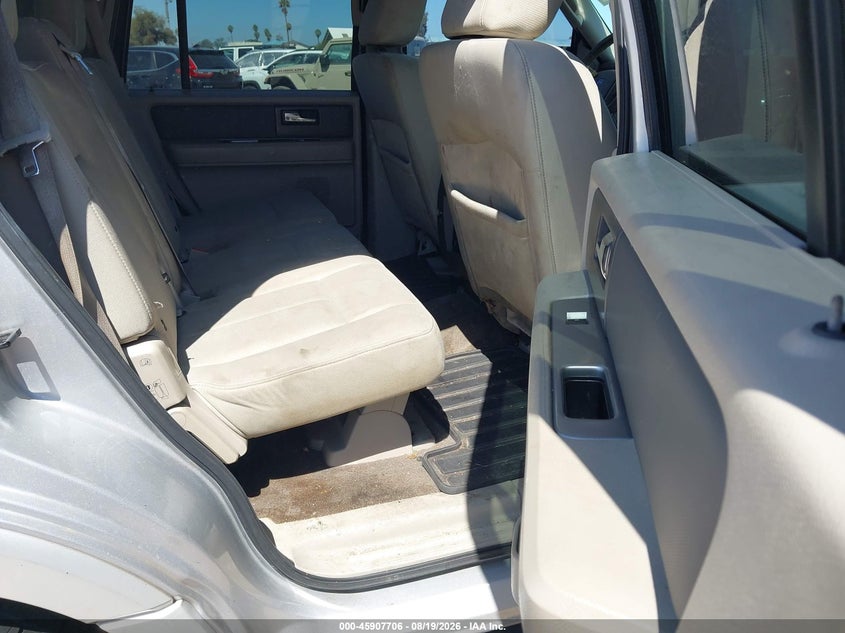 2010 FORD EXPEDITION auction photo 8