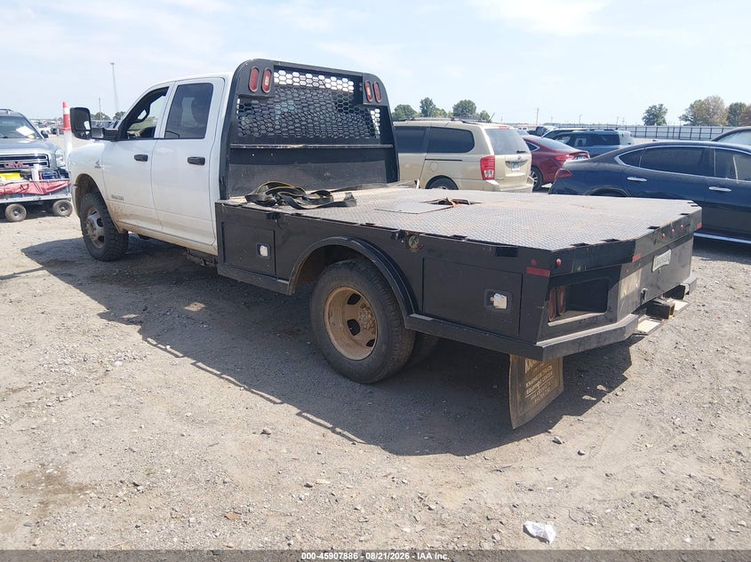 2021 RAM 3500 CHASSIS auction photo 3