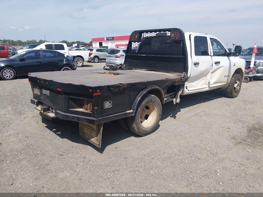 2021 RAM 3500 CHASSIS auction photo 4
