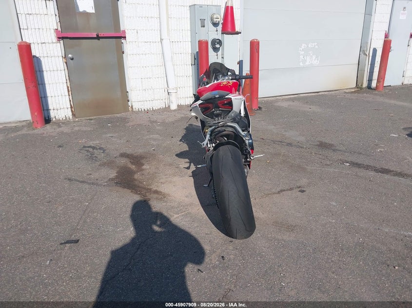 2012 DUCATI SUPERBIKE auction photo 6