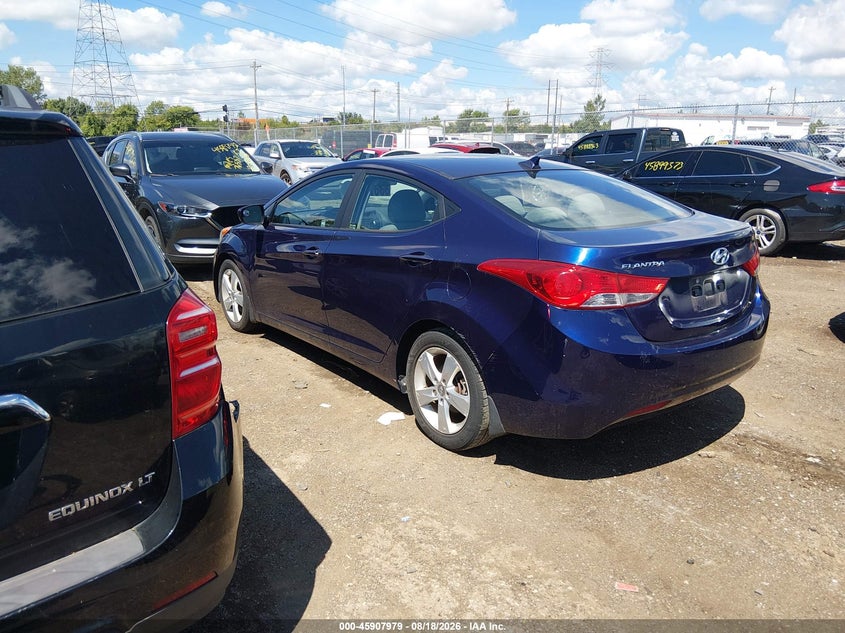 2013 HYUNDAI ELANTRA auction photo 3