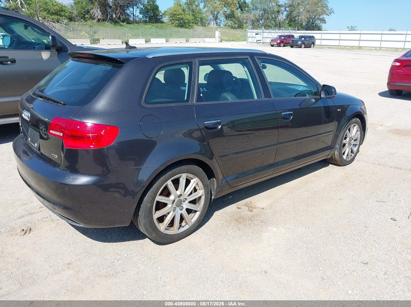 2013 AUDI A3 auction photo 4