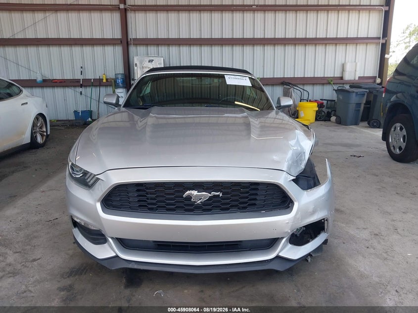 FORD MUSTANG - zdjęcie 12
