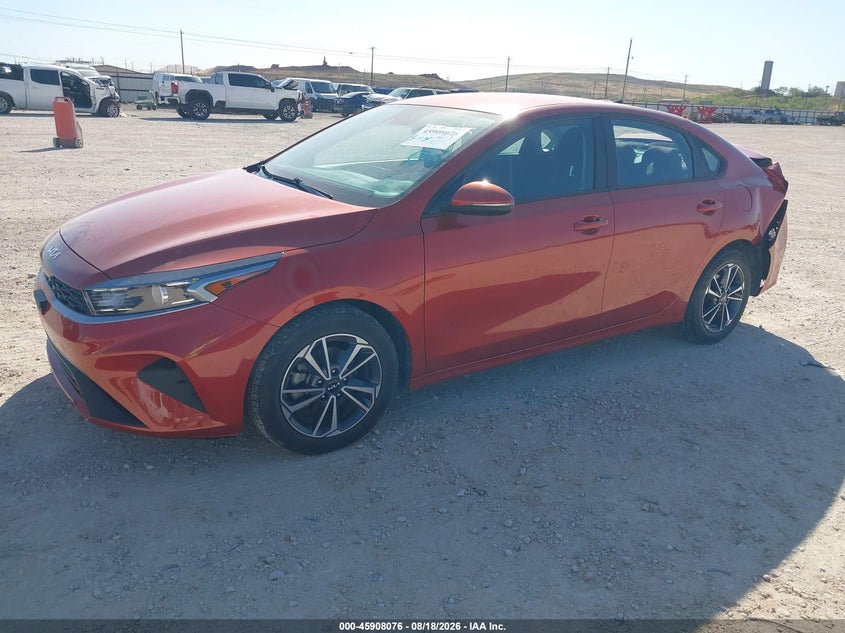2023 Kia Forte, Удар ззаду, IAAI, VIN 3KPF24AD0PE634990 — фото 2