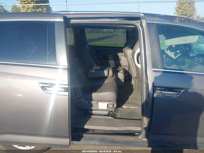 2015 HONDA ODYSSEY auction photo 8