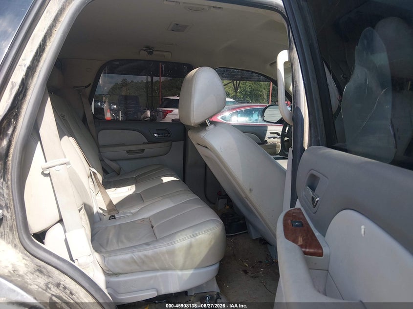 2007 GMC YUKON auction photo 8