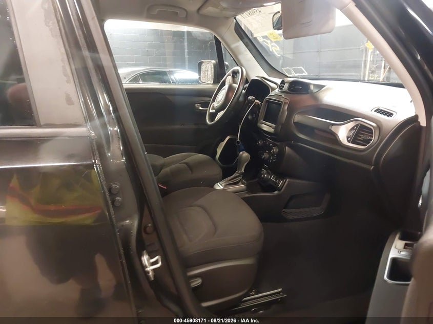 2018 JEEP RENEGADE auction photo 5