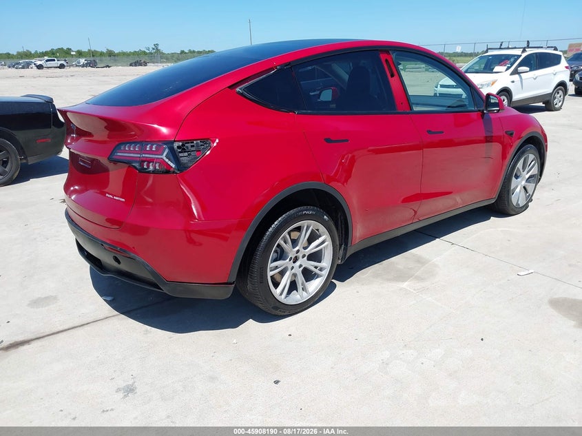 2024 TESLA MODEL Y auction photo 4