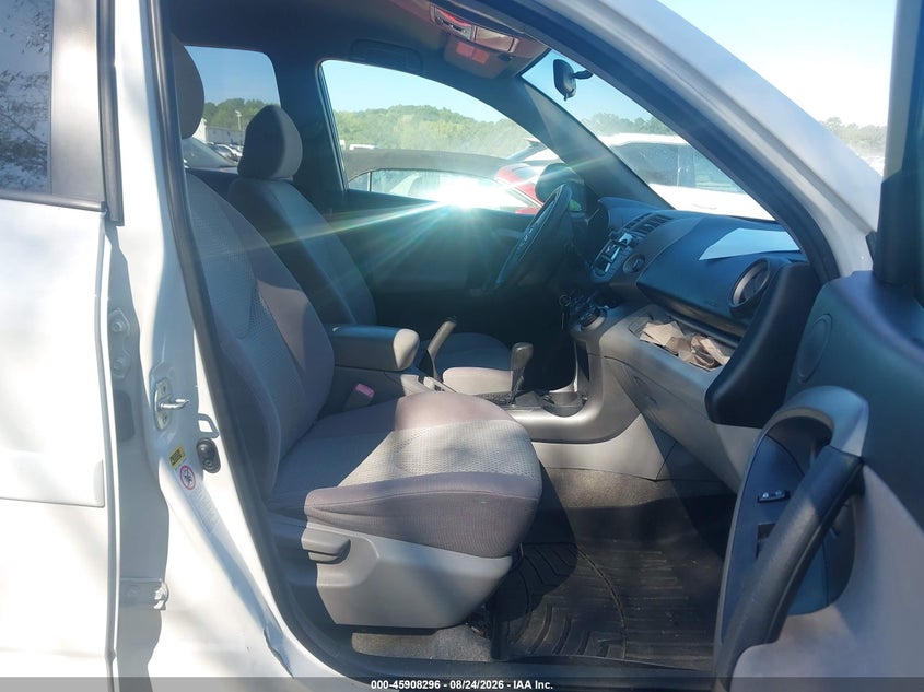 2008 TOYOTA RAV4 auction photo 5