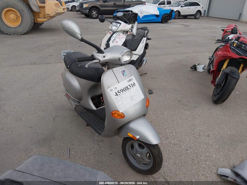 2003 VESPA C161C auction photo 1