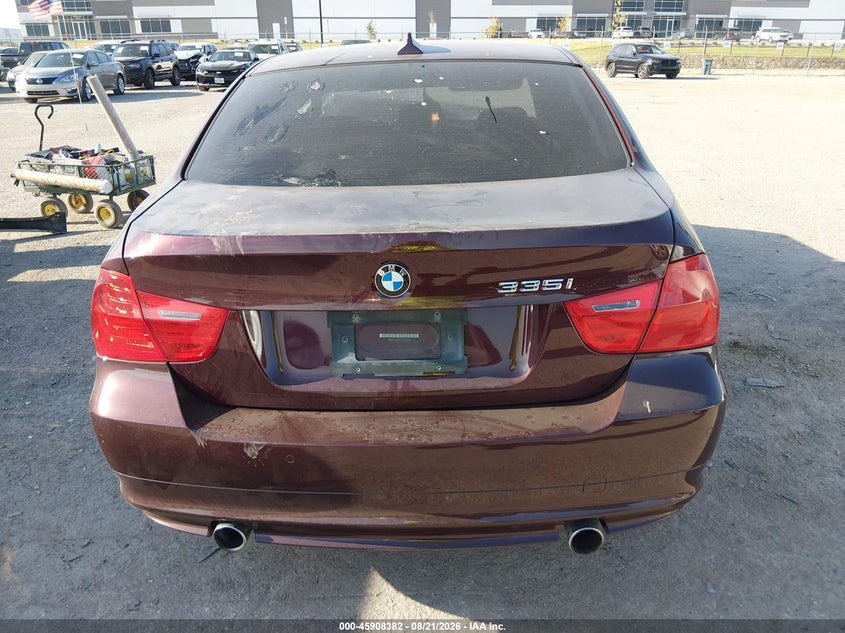 Фото 15 - BMW 335I