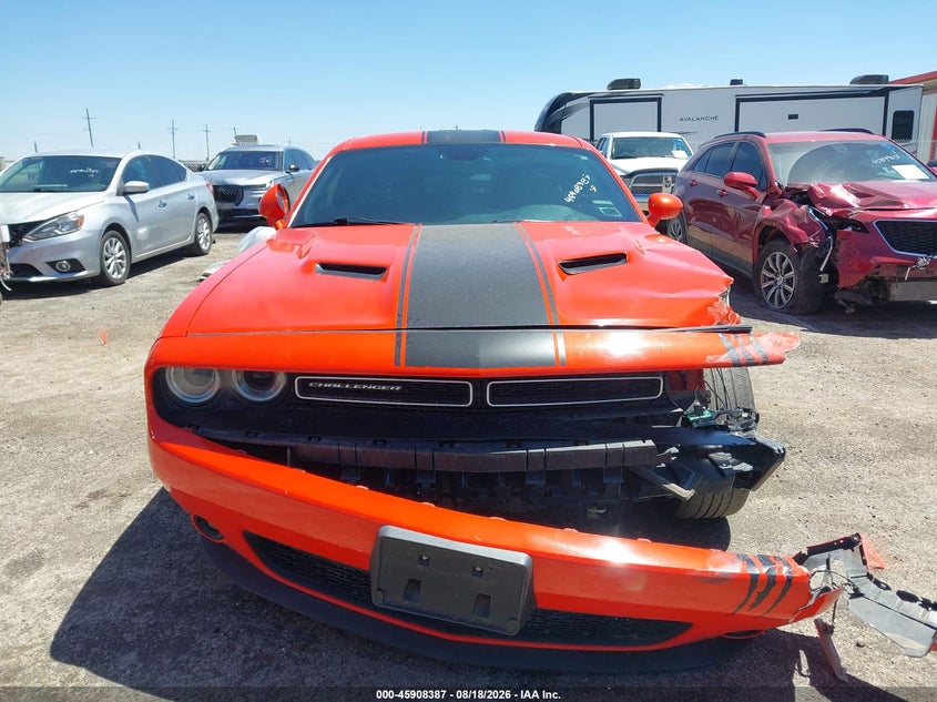DODGE CHALLENGER - zdjęcie 13