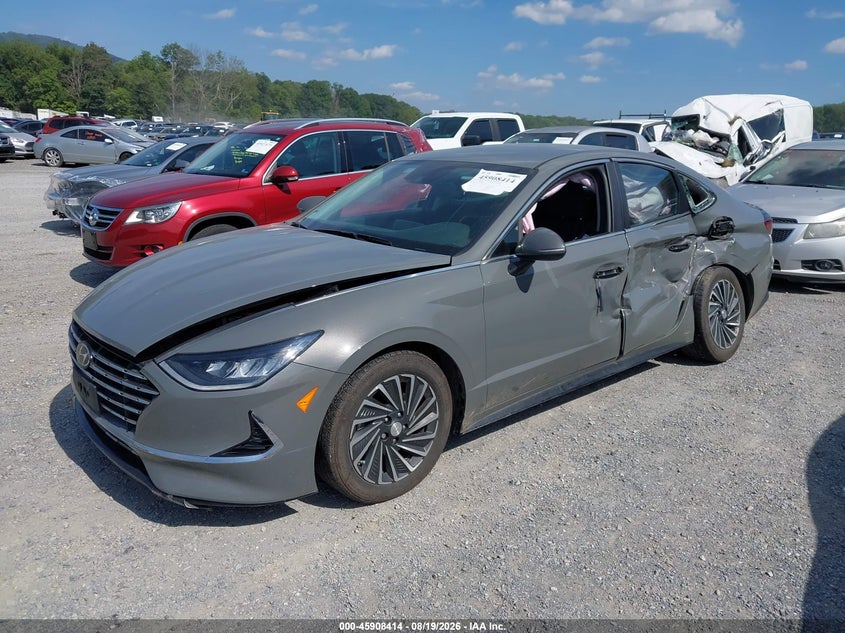 2023 HYUNDAI SONATA HYBRID auction photo 2