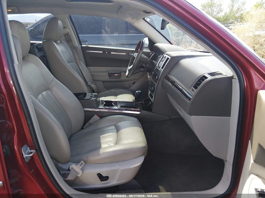 2008 CHRYSLER 300C auction photo 5