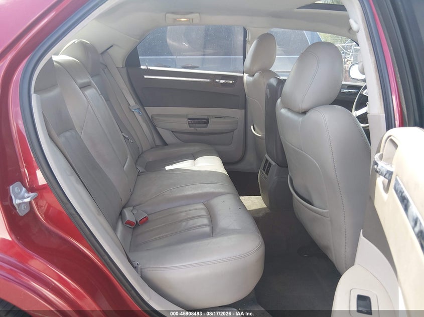 2008 CHRYSLER 300C auction photo 8