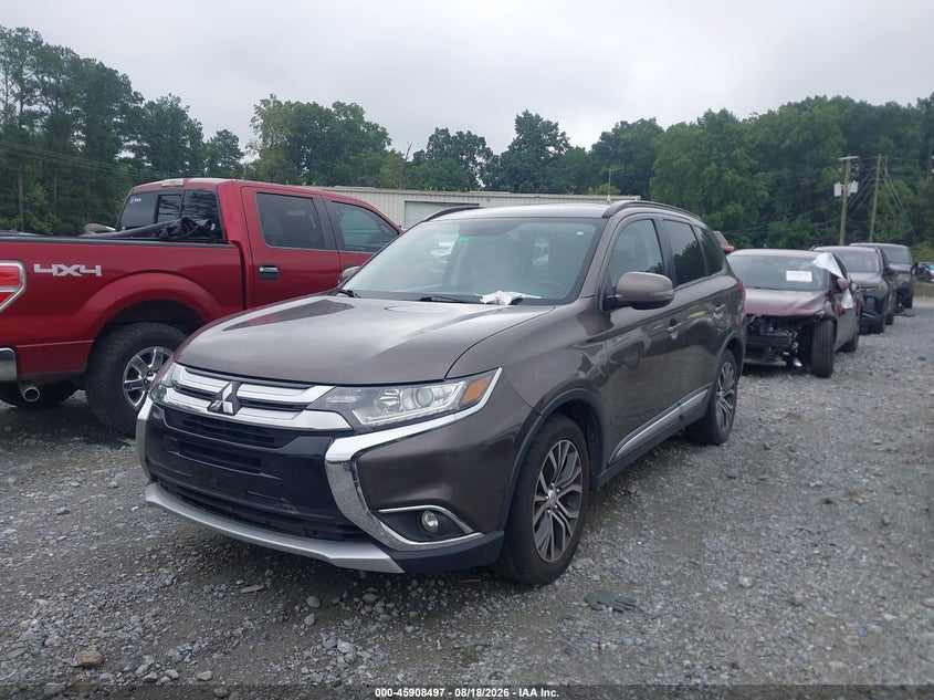 2016 Mitsubishi Outlander, Normal Wear & Tear, IAAI, VIN JA4AD3A3XGZ026446 — photo 2