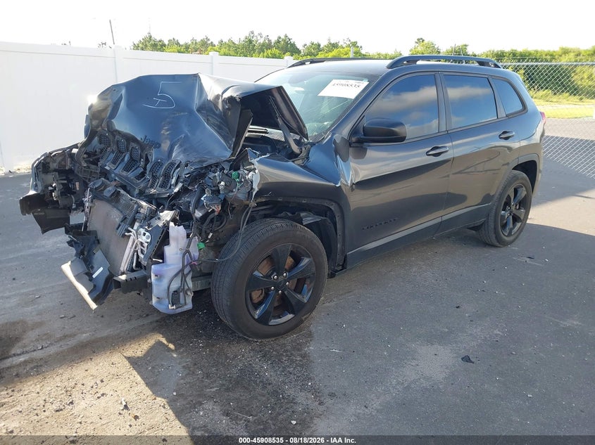 2017 Jeep Cherokee, Front End, IAAI, VIN 1C4PJLAB4HW578401 — photo 2