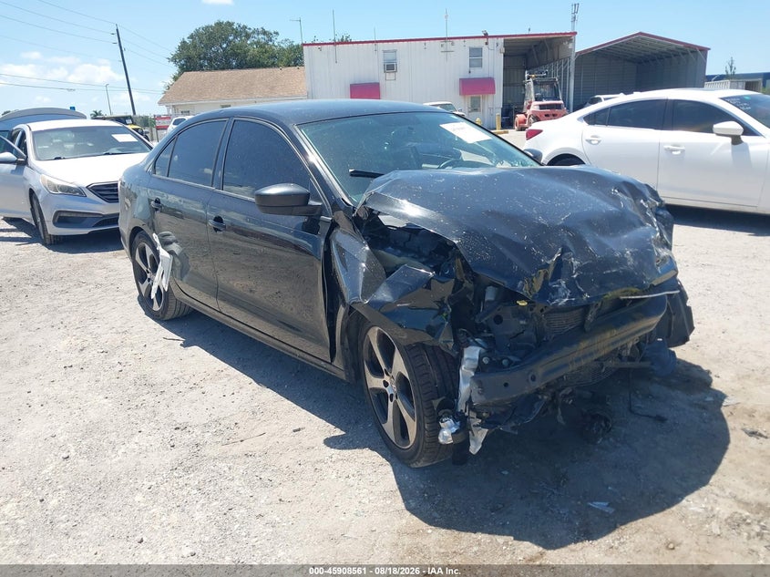 2015 VOLKSWAGEN JETTA auction photo 1