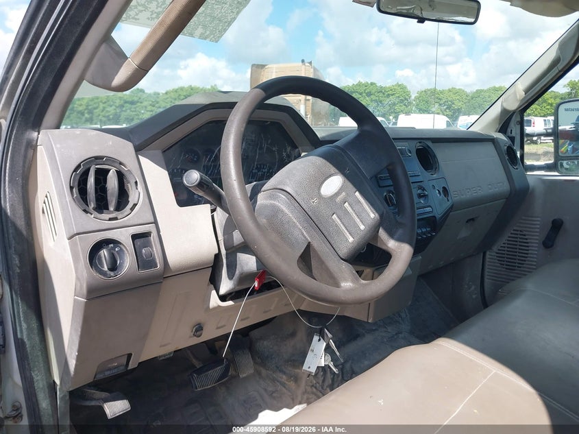 2008 FORD SUPER DUTY F-450 DRW auction photo 6
