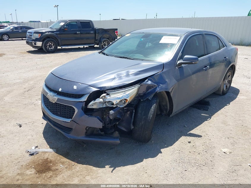 2014 Chevrolet Malibu, Left Front, IAAI, VIN 1G11C5SL4EF219461 — photo 2