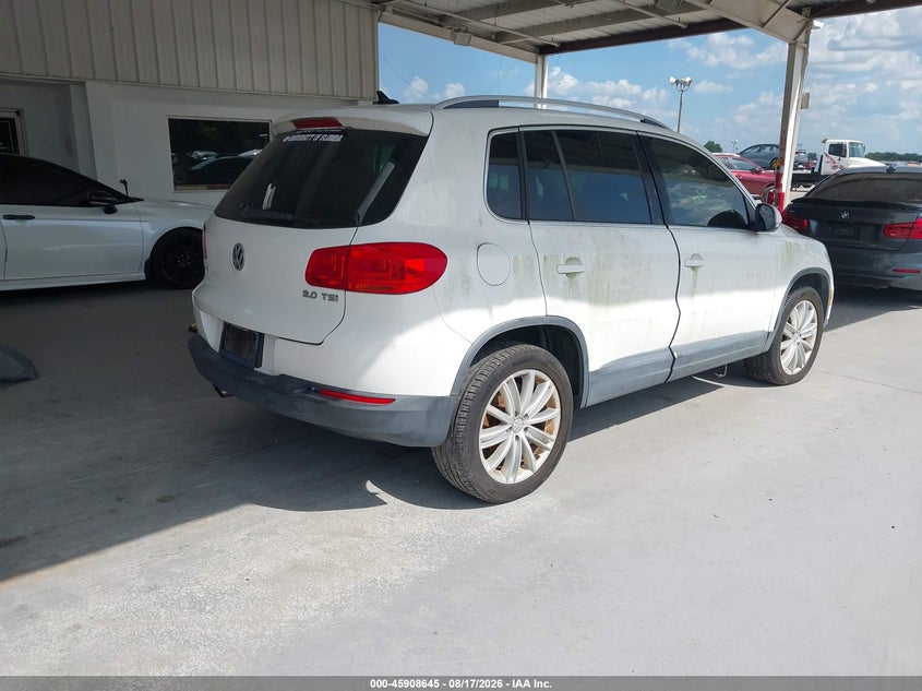 2013 VOLKSWAGEN TIGUAN auction photo 4