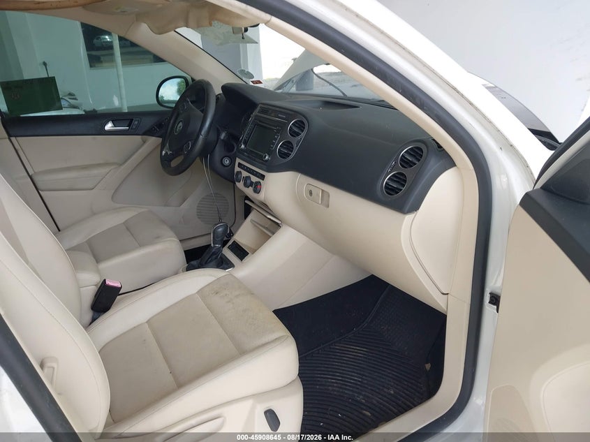 2013 VOLKSWAGEN TIGUAN auction photo 5