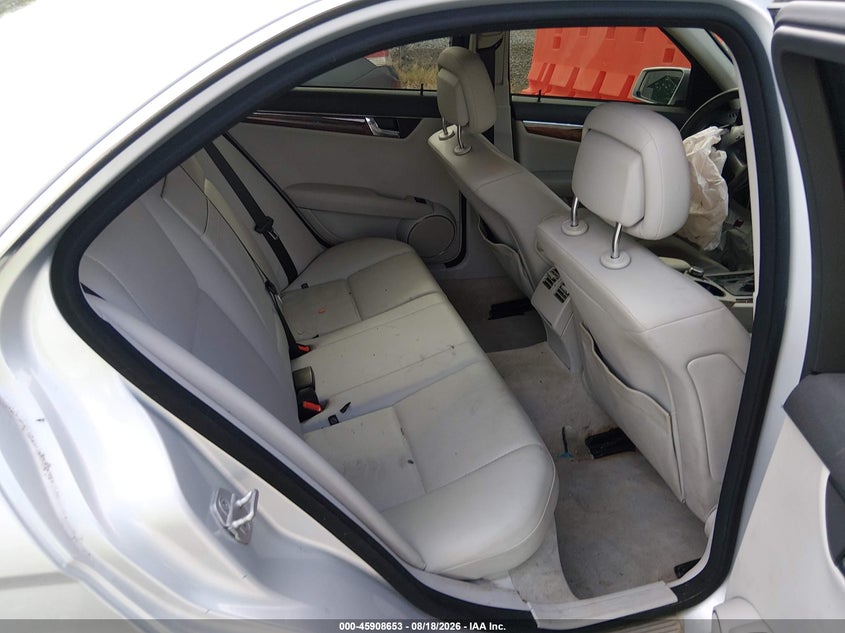 2011 MERCEDES-BENZ C 300 auction photo 8
