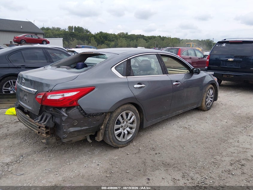 2017 NISSAN ALTIMA auction photo 4