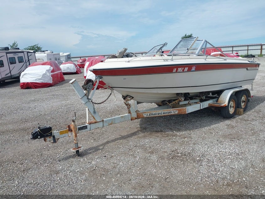 1980 CHRYSLER 17 auction photo 2