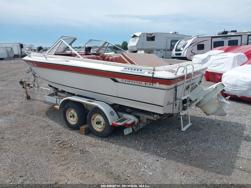 1980 CHRYSLER 17 auction photo 3