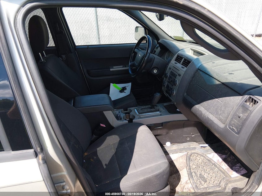 2012 FORD ESCAPE auction photo 5