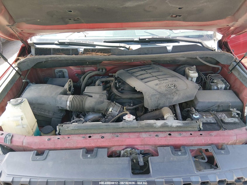TOYOTA TUNDRA - zdjęcie 10