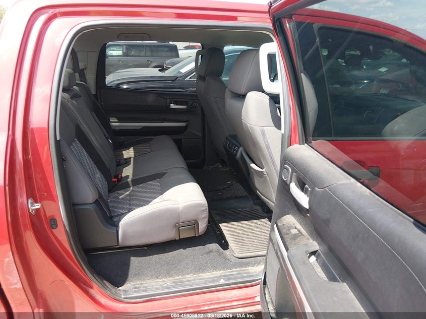 2018 TOYOTA TUNDRA auction photo 8