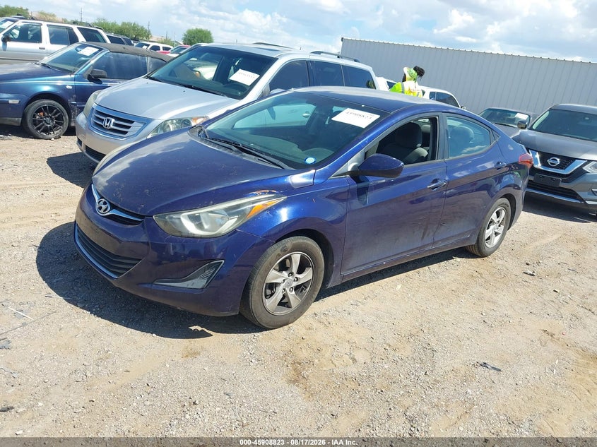 2014 HYUNDAI ELANTRA auction photo 2