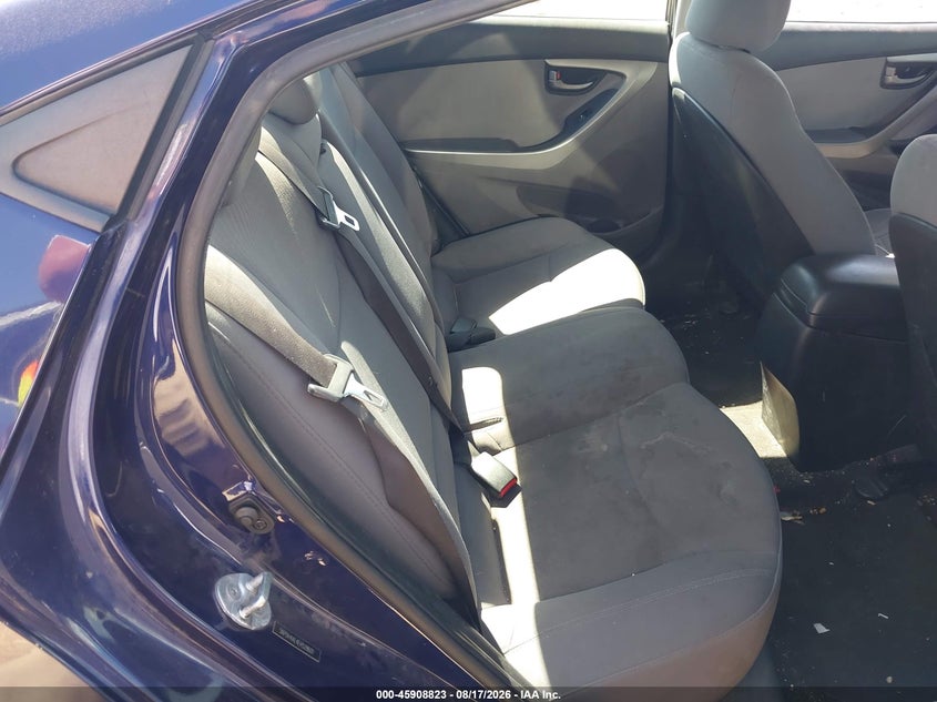 2014 HYUNDAI ELANTRA auction photo 8