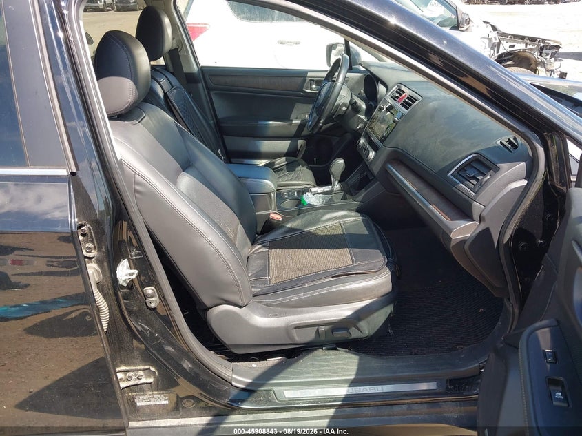 2016 SUBARU OUTBACK auction photo 5