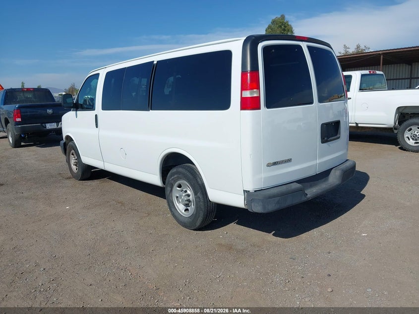 2018 CHEVROLET EXPRESS 2500 auction photo 3