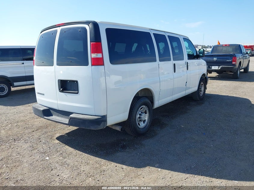 2018 CHEVROLET EXPRESS 2500 auction photo 4