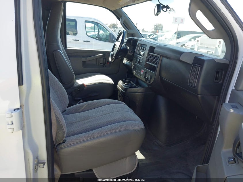 2018 CHEVROLET EXPRESS 2500 auction photo 5