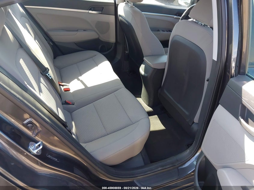 2020 HYUNDAI ELANTRA auction photo 8