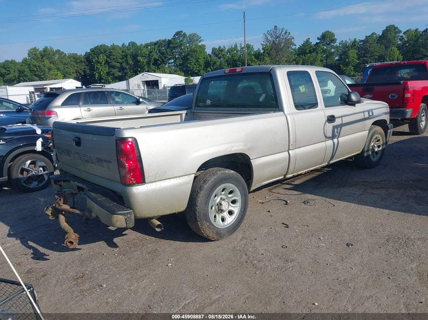 2006 CHEVROLET SILVERADO PICKUP 5.3L V-8 295HP