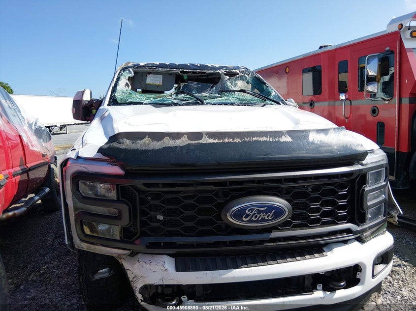 2023 FORD F-350 auction photo 6