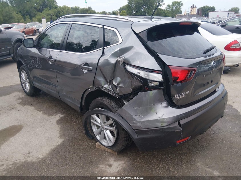 2018 NISSAN ROGUE SPORT auction photo 3
