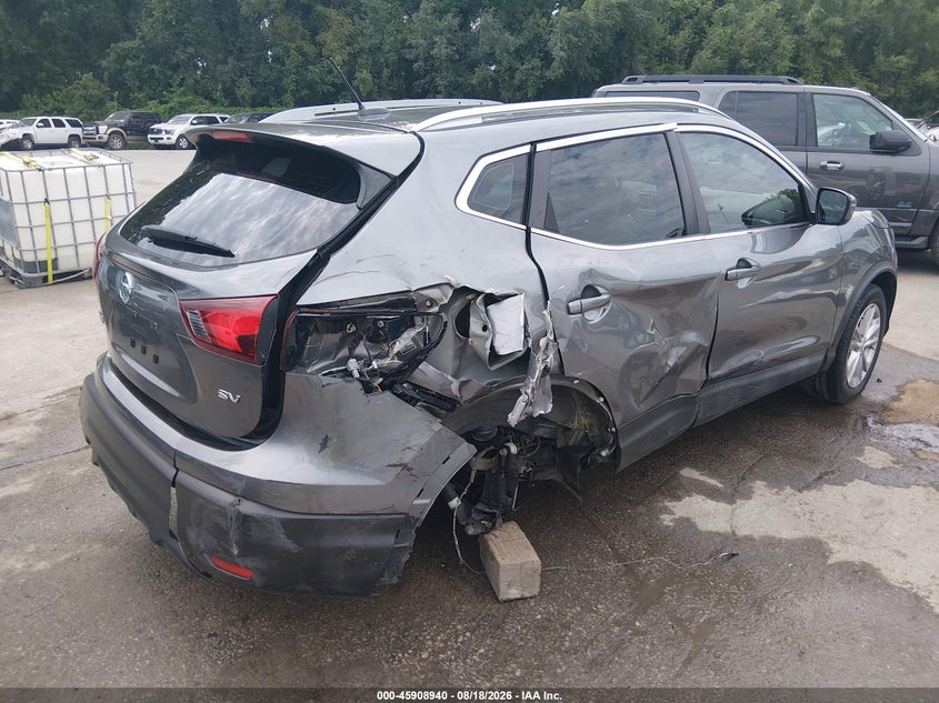 2018 NISSAN ROGUE SPORT auction photo 4