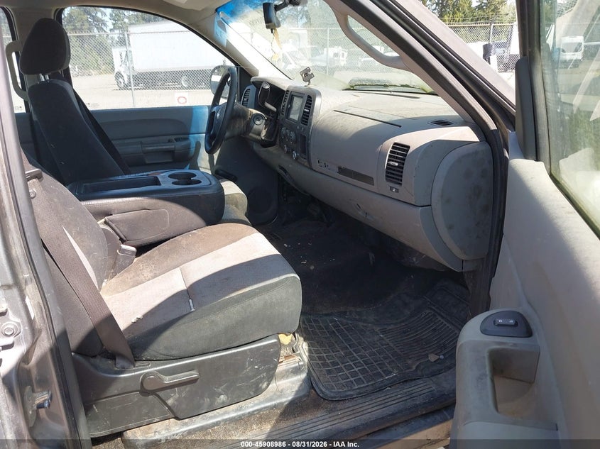2007 CHEVROLET SILVERADO PICKUP 4.8L V-8 295HP