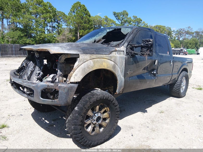 2014 Ford F350, Engine Burn, IAAI, VIN 1FT8W3BT9EEA69841 — photo 2