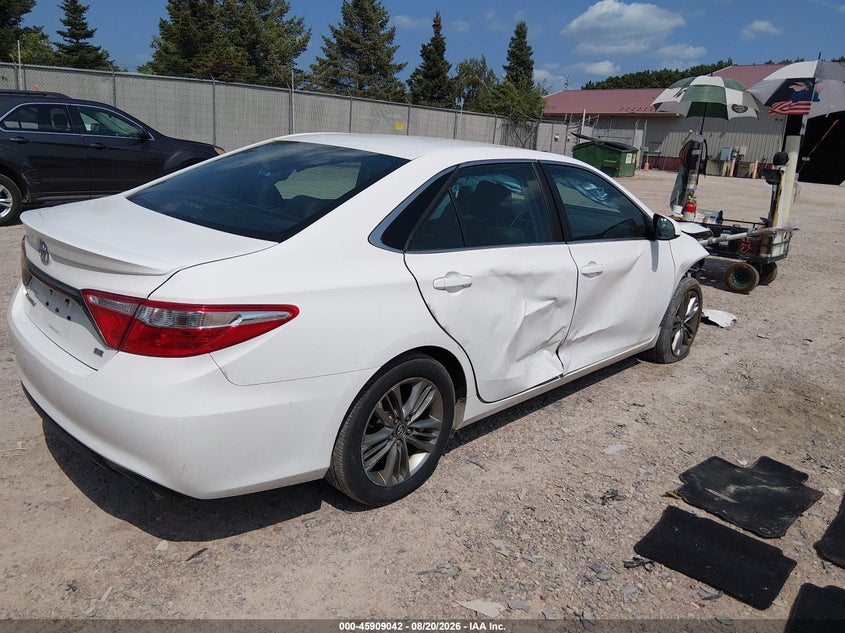 2017 TOYOTA CAMRY auction photo 4