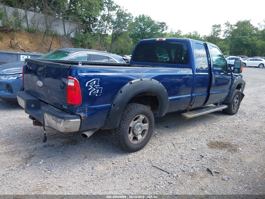 2011 FORD F-250 auction photo 4