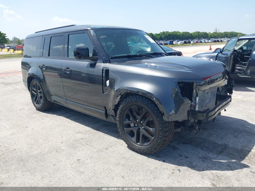 Vin: salewfeu2r2353773, lot: 46408178, land rover defender 130 p400 outbound 2024 img_1