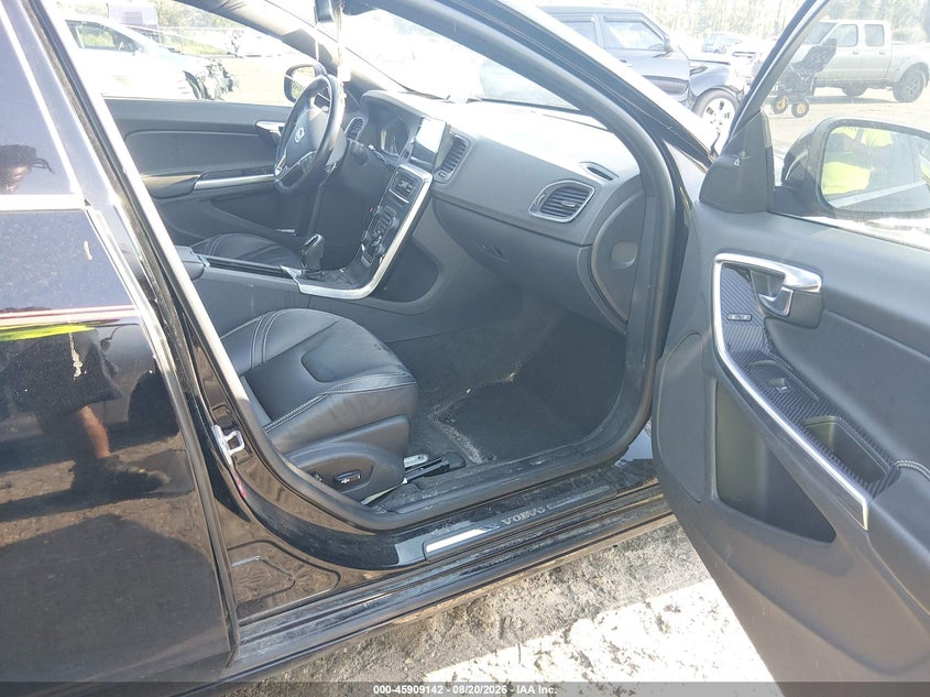2015 VOLVO S60 SEDAN 2.0L I-4 DI, DOHC, VVT, TURBO/SUPERCHARGER, 302HP